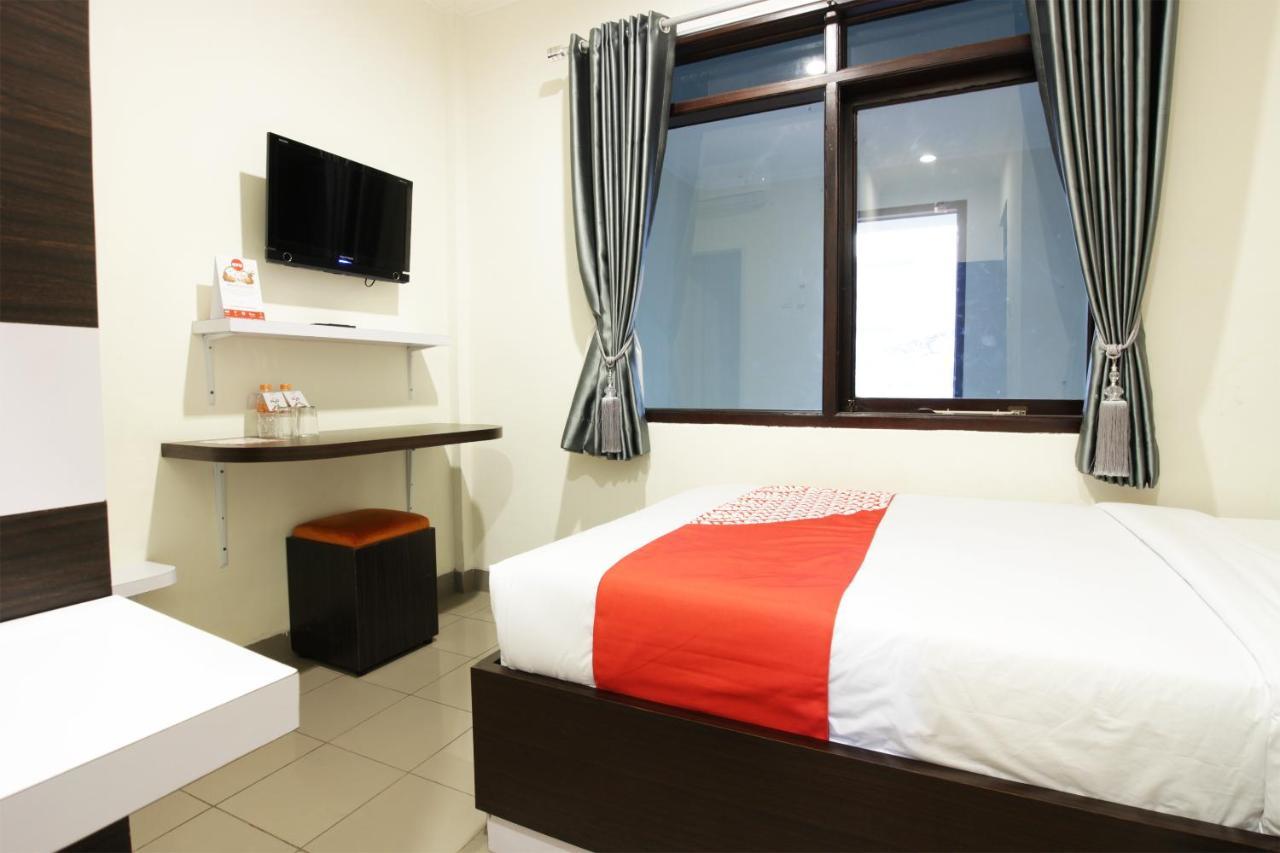Oyo 202 Kuwera Inn Bandung Exteriör bild